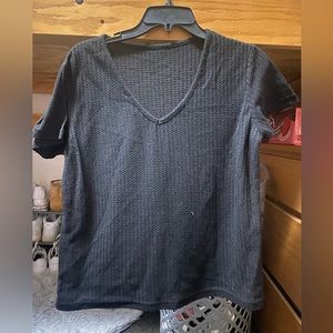 SHEIN Waffle Knit V Neck Solid Tee Black M